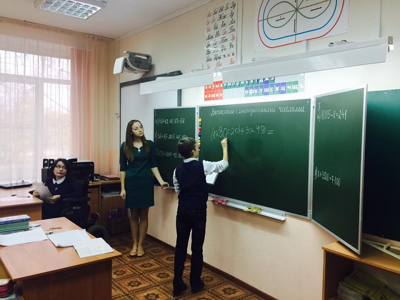 Член ОПВО Анна Хрястунова провела первый урок в рамках проекта «Образование для всех»