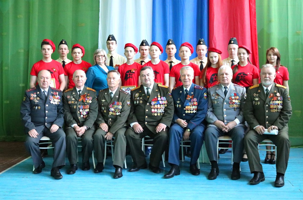 Накануне Дня Победы Белозерск посетили семь полковников – участников боевых действий 