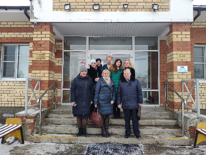 С опытом поддержки приемных семей в Детской деревне-SOS Вологда познакомились члены комиссии по социальным вопросам Общественной палаты 