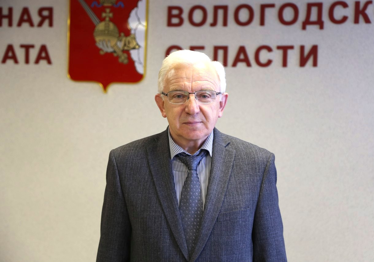 Сегодня день рождения отмечает член комиссии ОП ВО по экономическим вопросам Михаил Гуркин