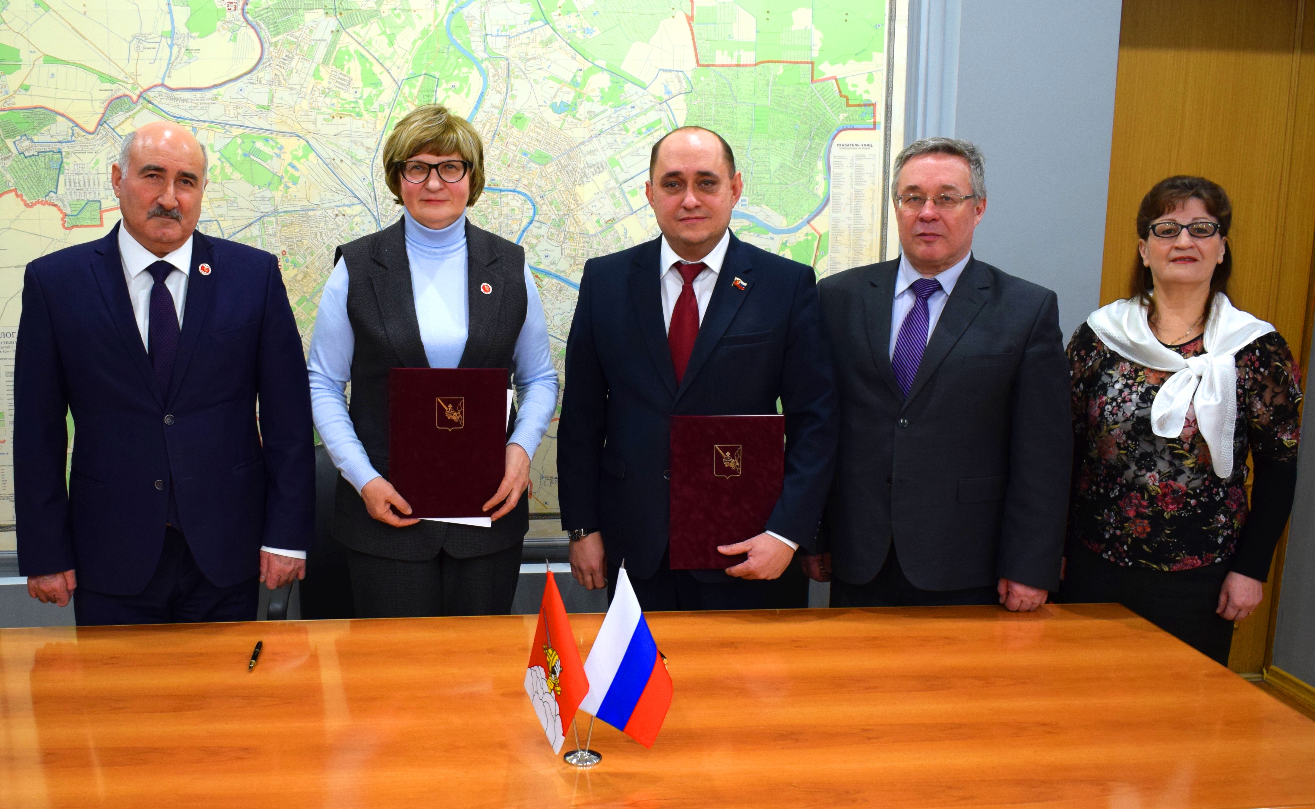 ОП ВО подписала соглашение с Ассоциацией «Совет муниципальных образований Вологодской области»