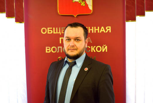 Трофимов Игорь Анатольевич  - Член Комиссии по государственно-правовой деятельности, вопросам безопасности  и правам человека