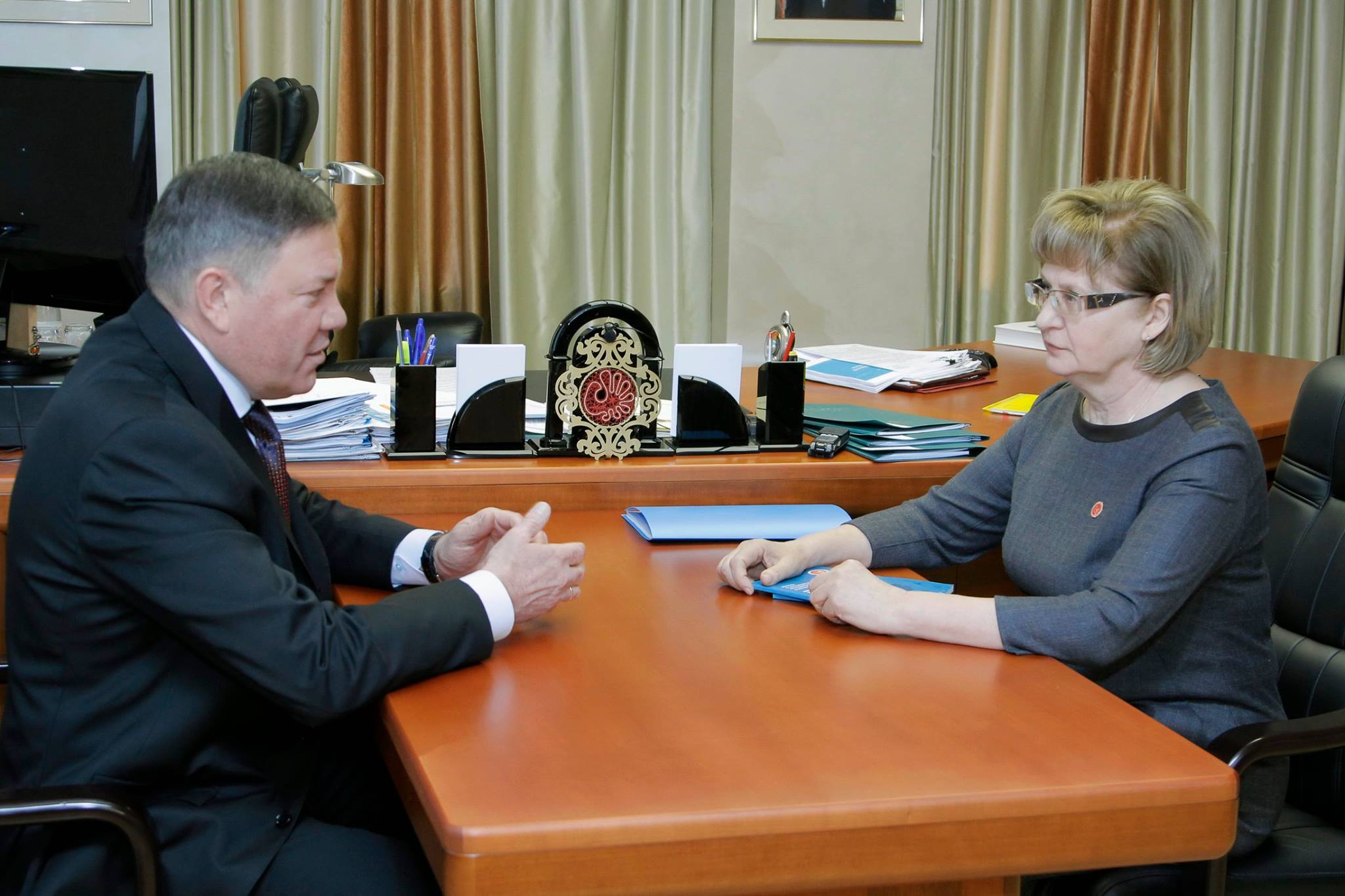 Председатель ОП ВО передала губернатору Вологодской области доклад о состоянии гражданского общества 