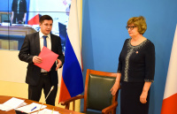 Председатель ОС Вологодского района вручил председателю ОП ВО списки общественных наблюдателей