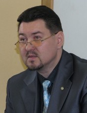 Молодов Олег Борисович - Член комиссии по государственно-правовой деятельности, вопросам безопасности и общественному контролю