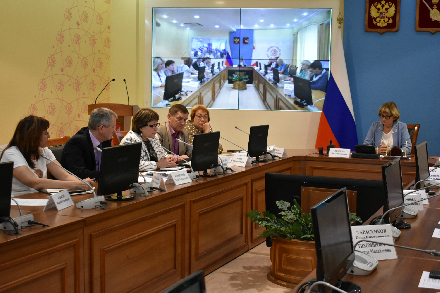 Общественная палата Вологодской области продолжает работу по подготовке общественного наблюдения на избирательных участках 8 сентября 2019 года в целях мониторинга реализации избирательных прав граждан