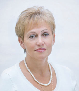 Печникова Марина Анатольевна - Член комиссии по социальным вопросам (здравоохранение, образование, культура, спорт, социальная защита)